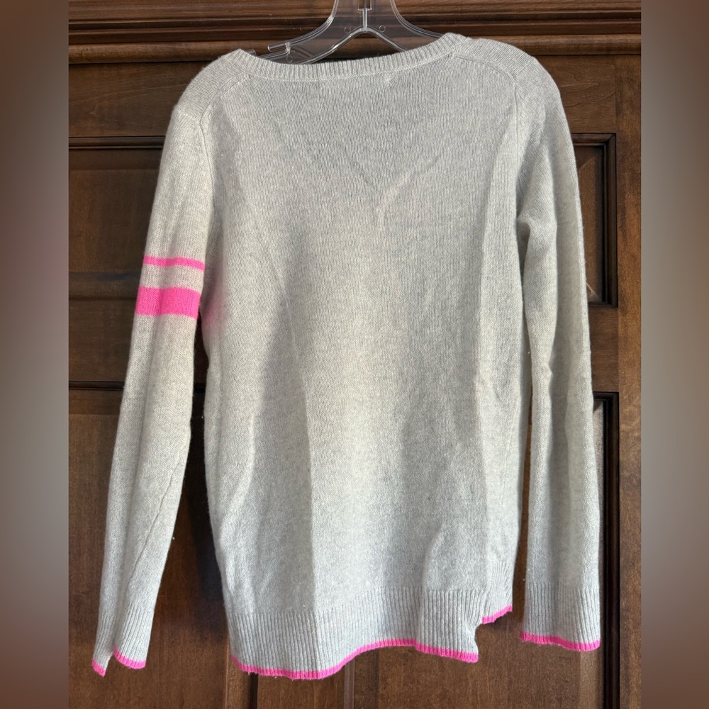 360 Sweater 100% cashmere light biege with pink trim -Size XS - Picture 2 of 6